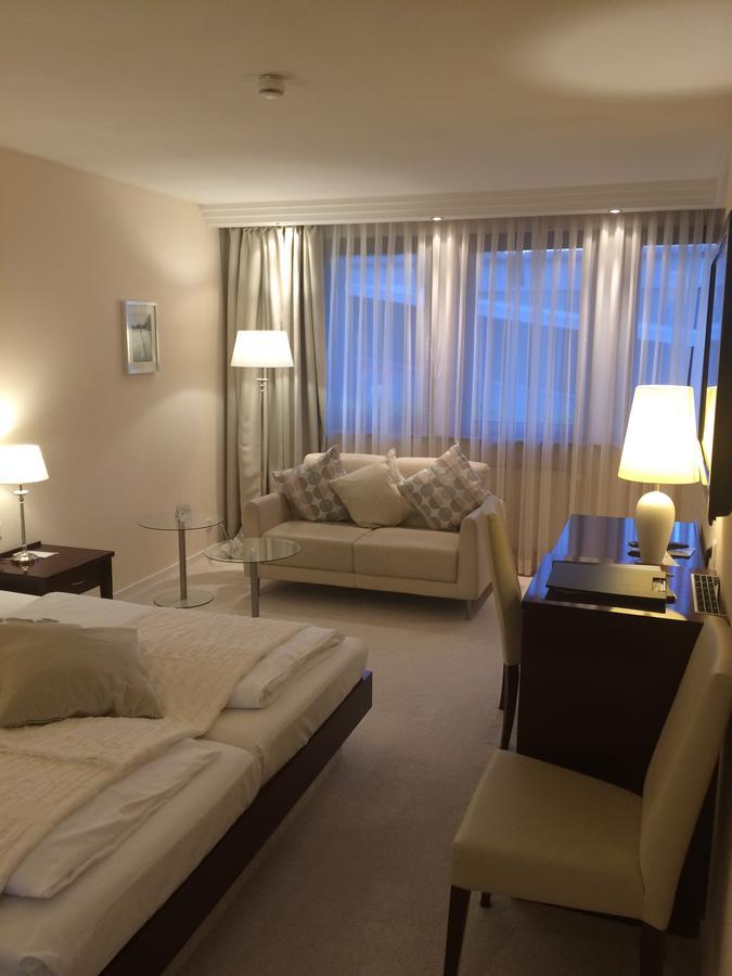 Hotel Stadt Tubingen Екстер'єр фото