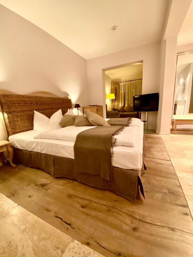 Hotel Stadt Tubingen Екстер'єр фото