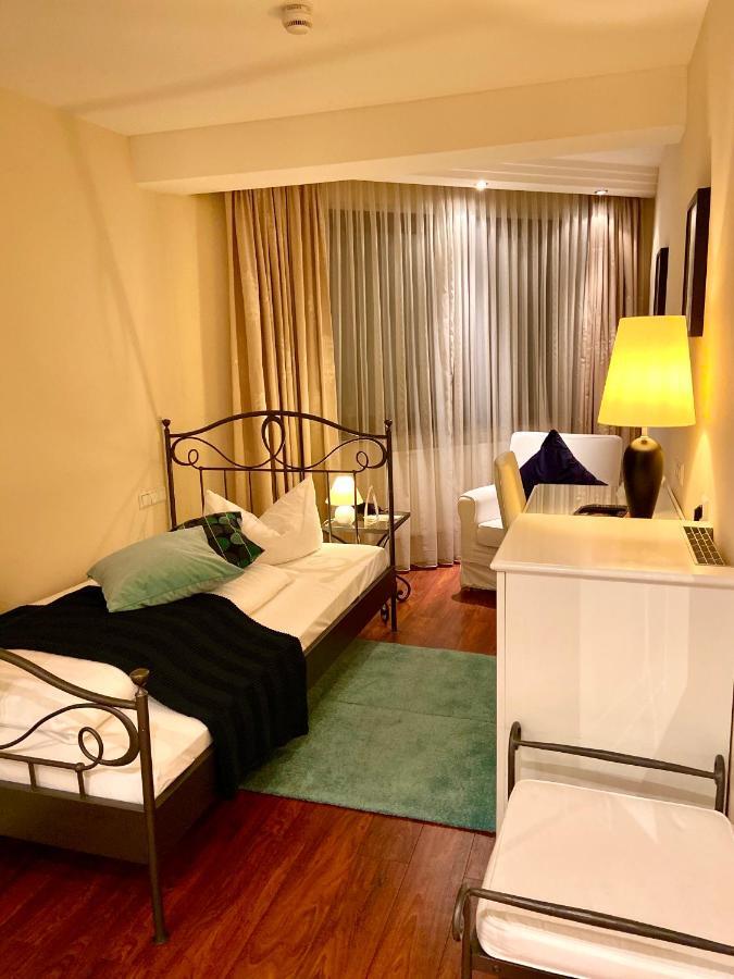 Hotel Stadt Tubingen Екстер'єр фото